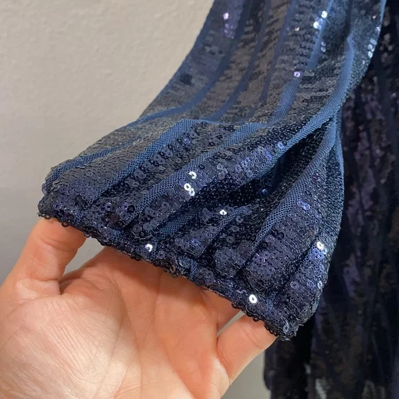Nanette Lepore Blue Sequin Wrap Dress with Bishop Sleeves, New Size‎ 14 - Picture 5 of 13